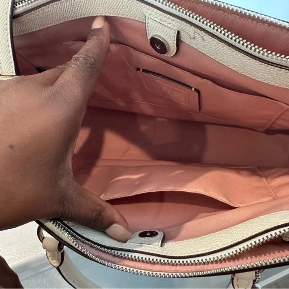 Coach bag *make me an offer!!! - Picture 9 of 10